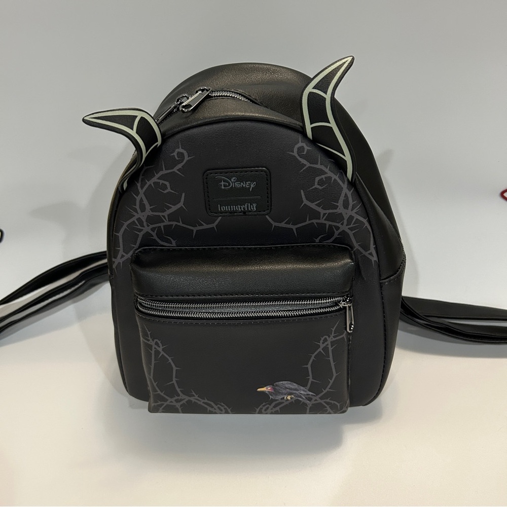 NWT Loungefly x Disney Maleficient Glow Mini Backpack - Picture 1 of 8